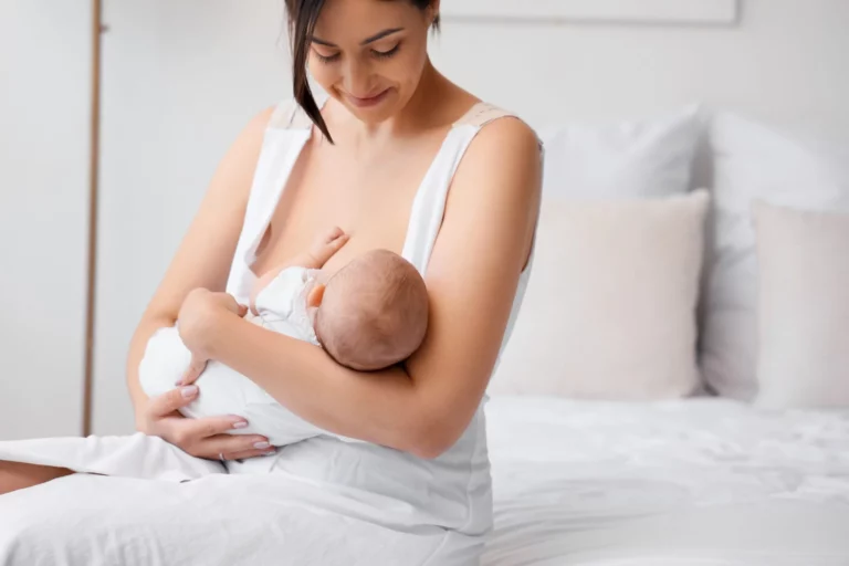 Foods to enjoy when you are breastfeeding your baby and foods to avoid